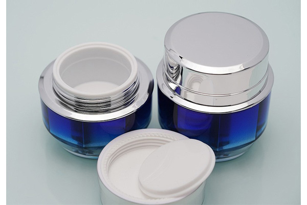Factory Customized 100ml Acrylic Push Lotion Bottle Gradient Water Lotion Cream Packaging Bottle Empty Bottle Plastic PET