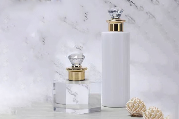 Spot 24-Tooth Diamond Cover Transparent Lotion Bottle 100ml Essence Moisturizing Water Cosmetic Bottle 150ml Plastic Sub-Bottle