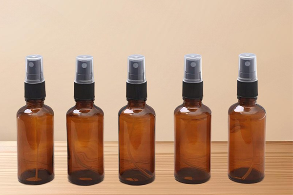 Yuzhuang Customized Brown 20ml Spray Bottle 50ml Glass Essential Oil Bottle Cosmetic Press Bottle Travel